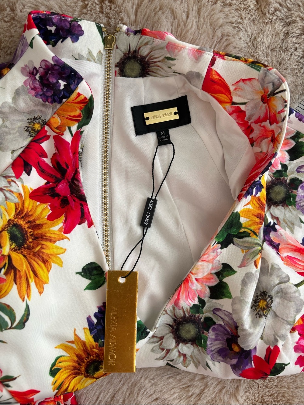 Alexia Admor NEW Floral Cap Sleeve Midi Dress Size Medium Cocktail Vacation - Picture 13 of 16